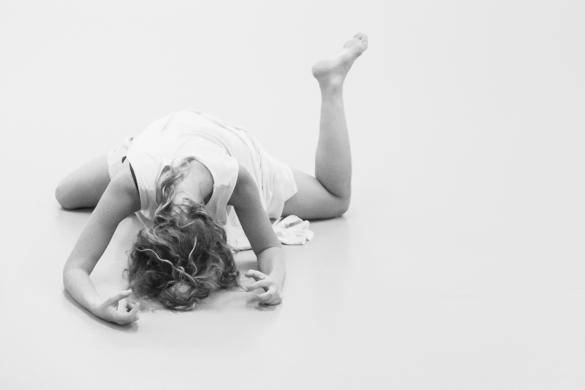 Roni Chadash - Victims & Images 2018