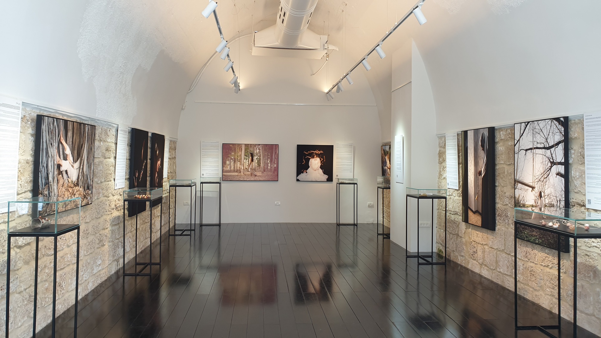 תערוכת הכניסיני בגלריית Yaara Open Studio